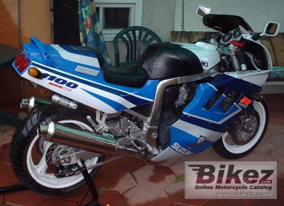 1991 suzuki gsx-r 1100 photo